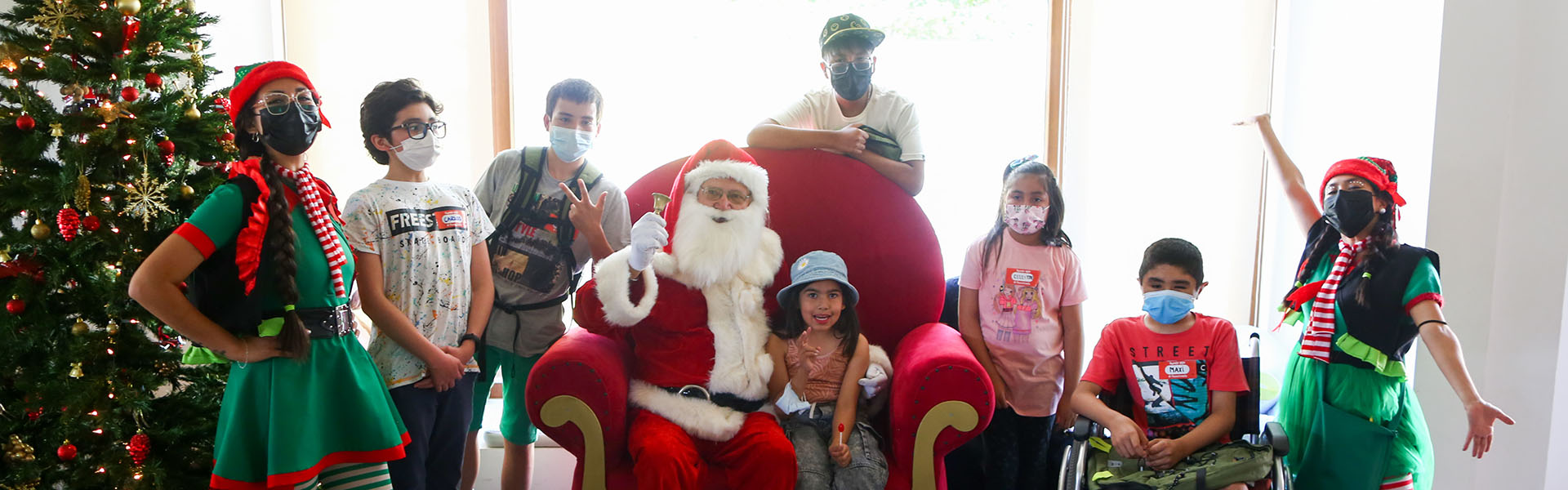 La magia de la Navidad llegó a la Casa de Acogida en la Fundación Guillermo Luksic Craig